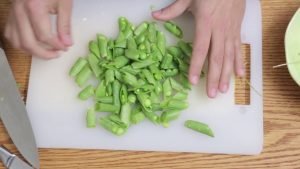 תבשיל אפונה ברוטב